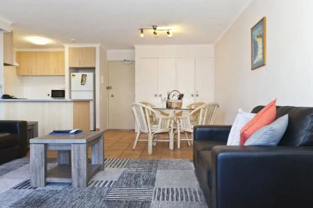 Surf Regency - 69