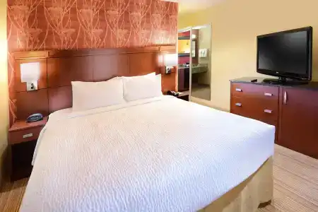 Courtyard by Marriott Dallas in Legacy Park - 54