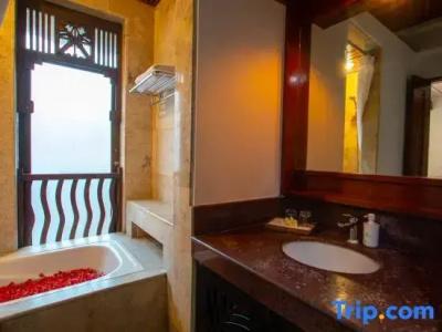Alam Puri Art Museum Resort & Spa - 145