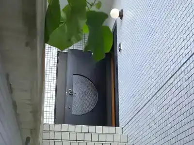 Tabiyu Abrigo - 0