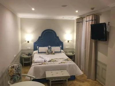 Adriano Boutique Sevilla - 56