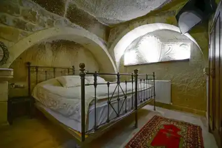 Serenus Cave Suites - 25
