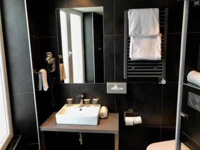 Best Western Empire Elysees - 64