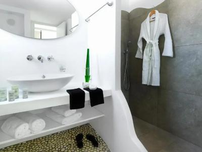 Santa Maria Luxury Suites & Spa - 6