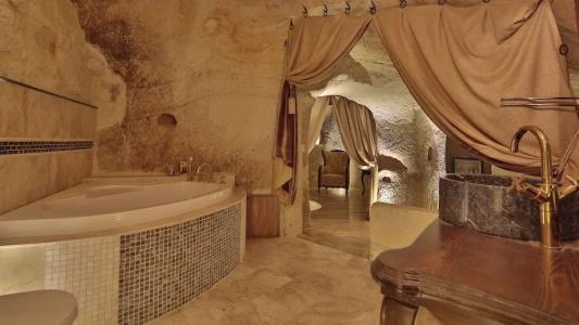 Golden Cave Suites - 65