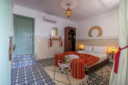 Riad Diana - 26