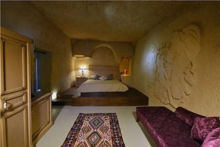 Sunak Cave Boutique - 4
