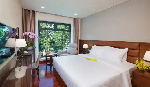 Orchids Saigon - 30