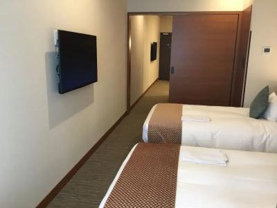 Oriental Suites Airport Osaka Rinku - 4