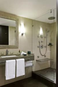 Sofitel Marseille Vieux-Port - 84
