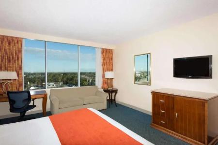 Ramada by Wyndham Kissimmee Gateway - 75