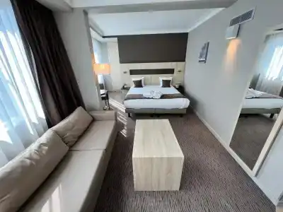 Best Western Royal Centre - 40