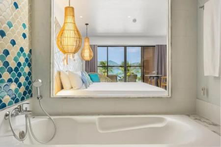 Liv Phuket Patong Beachfront - Sha Extra Plus - 8