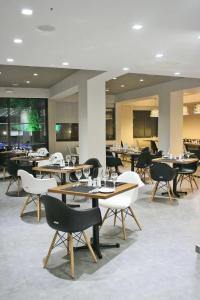 Amphitryon Boutique - 19