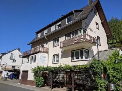 Pension Winzerhaus - 1