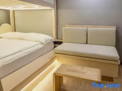 1888 Collection (SG Clean, Staycation Approved) - 95