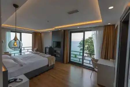 Santana Otel - 224