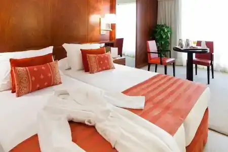 Royal Plaza - 7