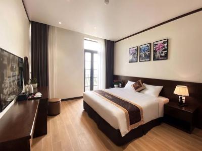 Elysinam Boutique Ha Long - 40