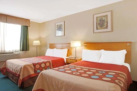 Knights Inn - Jfk Airport - 7