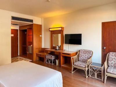 Golden Beach Pattaya - 49