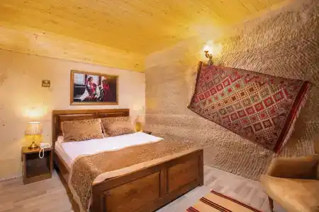 Sarnich Cave Suites - 21