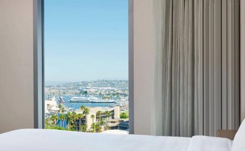 SpringHill Suites by Marriott San Diego Downtown/Bayfront - 3