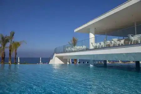 King Evelthon Beach & Resort - 21