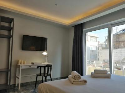 24K Athena Suites - 29