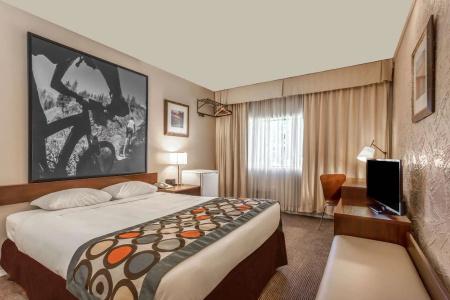Super 8 by Wyndham - 14