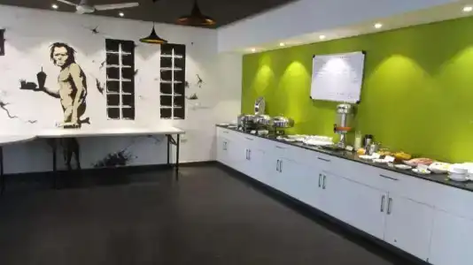 Vinaya Royal Inn - 17