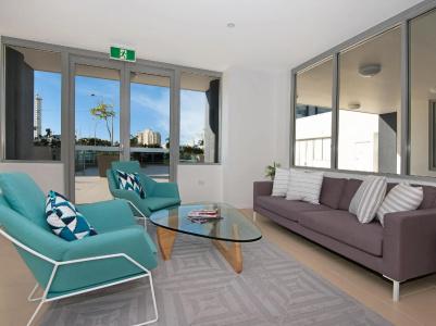 Allure & Apartments - 6