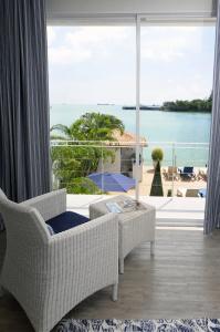 Phuket Boat Quay - 105