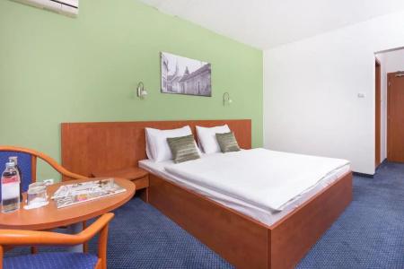 Bratislava - 27