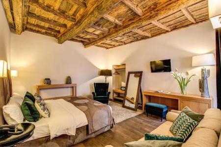 Trevi Beau Boutique - 80