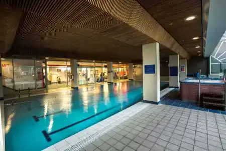 Rydges - 13