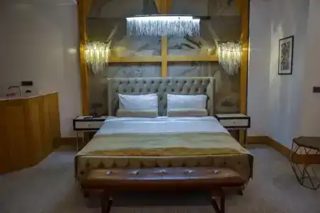 Shirvanshah - 100