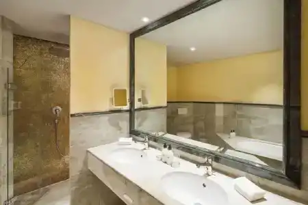 Eden Roc - The Leading Hotels of the World - 99