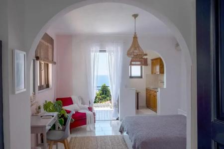 Pefkides Aegina Boutique - 87