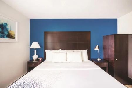 La Quinta by Wyndham Brooklyn Downtown - 32