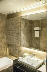 Four Points by Sheraton Qingdao, Chengyang - 38