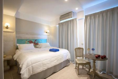 Parthenis Beach, Suites by the Sea - 1