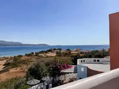 Nisea Samos - 22