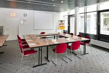 ibis Augsburg Hauptbahnhof - 11