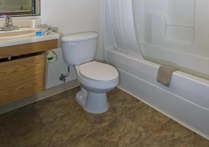 Woodspring Suites West In Qd - 19