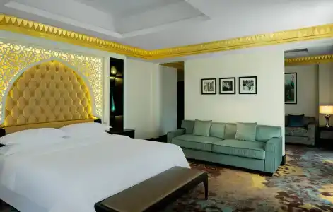 Sheraton Sharjah Beach Resort and Spa - 5