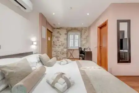 Palace Suites Heritage - 47