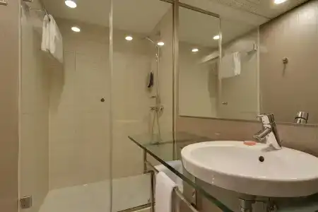 Rafaelhoteles Ventas - 8