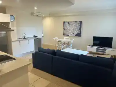 Macquarie Waters Boutique Apartment - 58