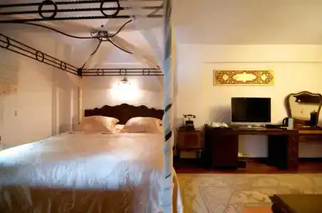 Villa Sphendone Suites - 66